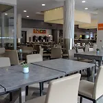 Express Centre By Ihg 3*