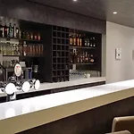 Express Centre By Ihg Otel 3*
