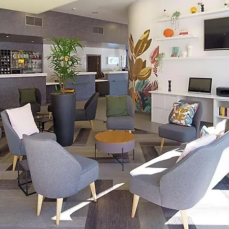 Express Centre By Ihg 3*