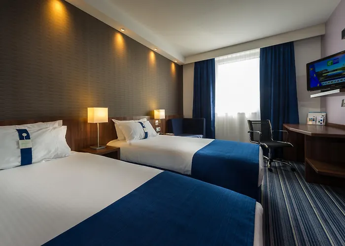 Hotel Express Centre By Ihg