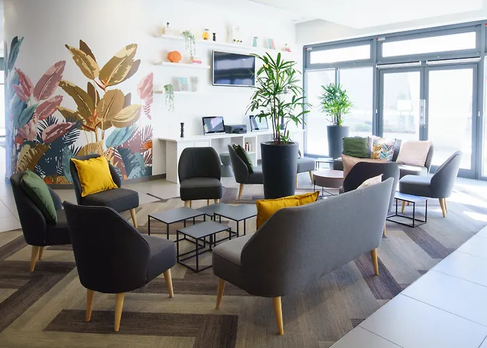 Hotel Express Centre By Ihg