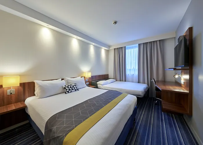 Express Centre By Ihg