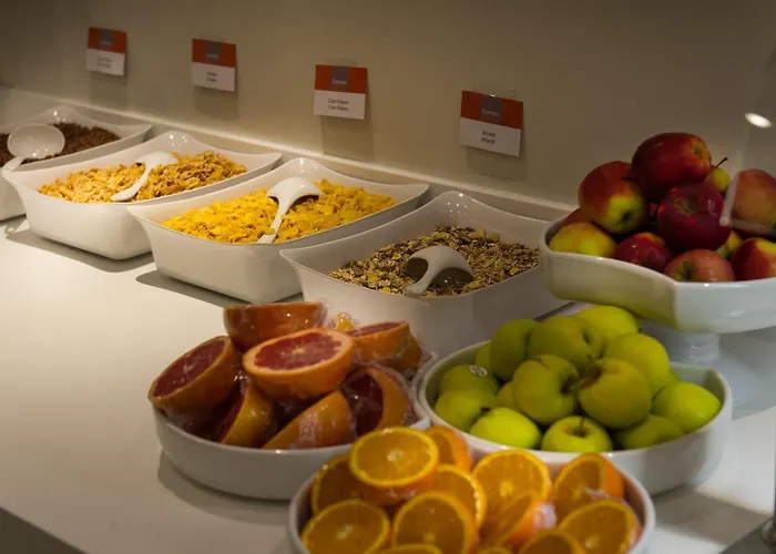 Hotel Express Centre By Ihg