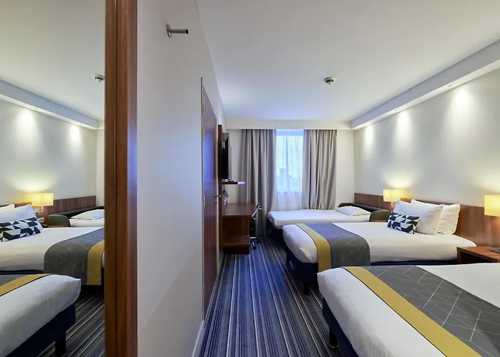 Express Centre By Ihg 3*