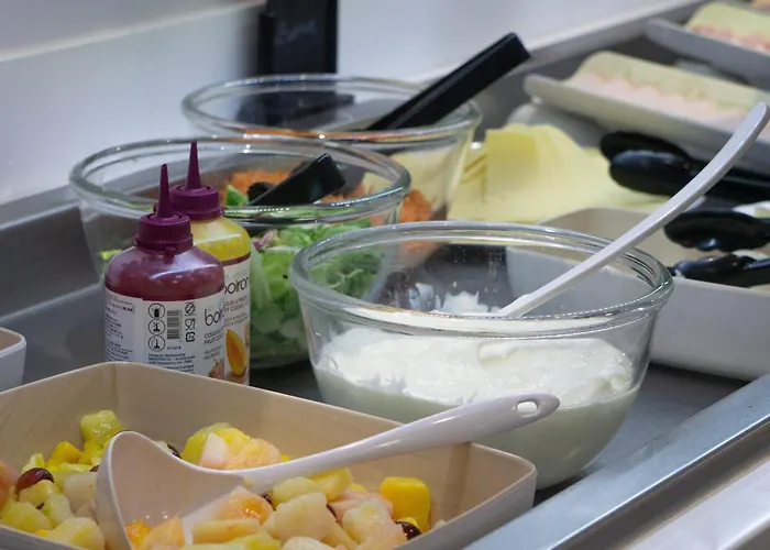 Express Centre By Ihg 3*