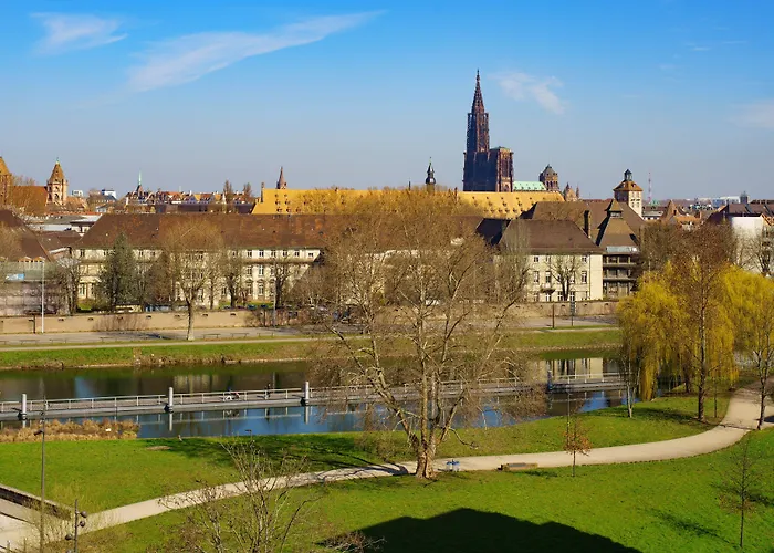 Express Centre By Ihg Otel 3*