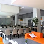 Express Centre By Ihg Hotel 3*