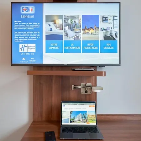 ホリデイ エクスプレス センター ホテル 3*