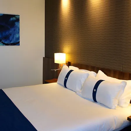 ホリデイ エクスプレス センター ホテル ストラスブール