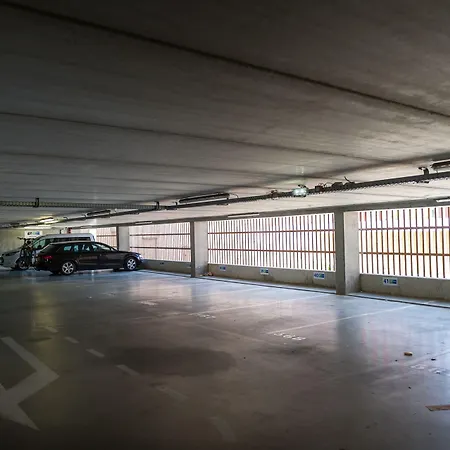 ホテル ホリデイ エクスプレス センター