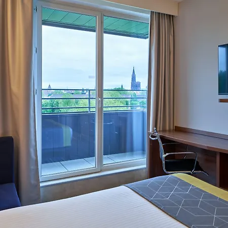 ホリデイ エクスプレス センター ホテル